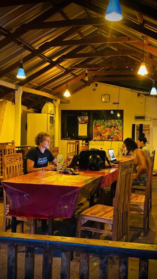 Trinco Star Cabana Trincomalee Exteriör bild