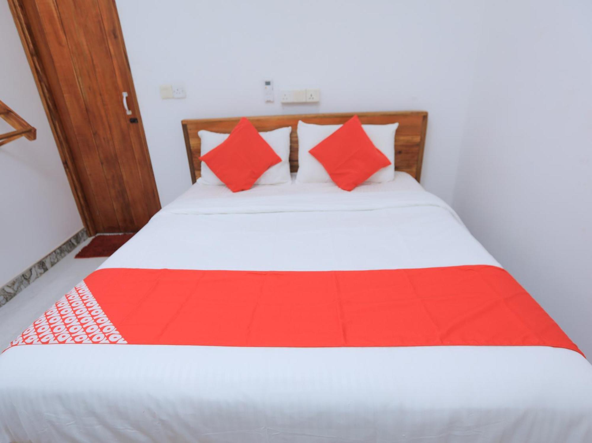 Trinco Star Cabana Trincomalee Rum bild