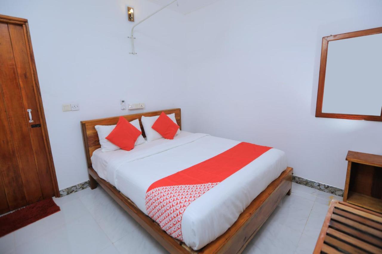 Trinco Star Cabana Trincomalee Exteriör bild